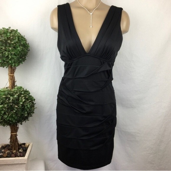 Nikibiki Black Slinky Body Con Bandage Sleeveless Mini Dress L - Picture 6 of 7